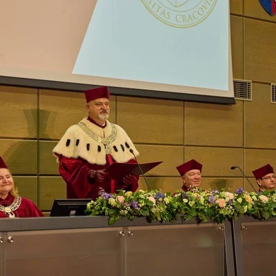 Nadanie tytułu doktora honoris causa Jerzemu Zawistowskiemu, profesorowi Uniwersytetu Kolumbii Brytyjskiej w Vancouver