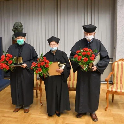 18 czerwca 2021 r., Promocje doktorskie i habilitacyjne - cz. 1. Rozpoczęcie uroczystości i odnowienie doktoratów