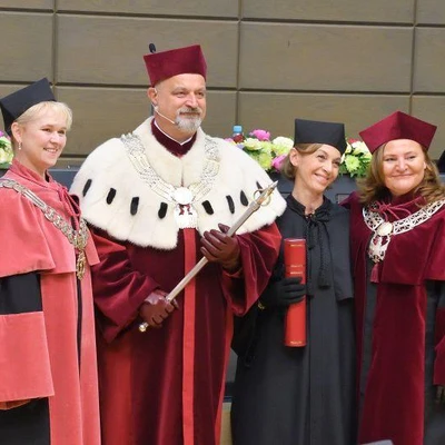 18 czerwca 2021 r., Promocje doktorskie i habilitacyjne - cz. 4. Zdjęcia pamiątkowe