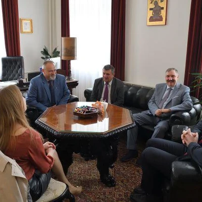 29 września 2021 r., Podpisanie umowy z firmą Symkom