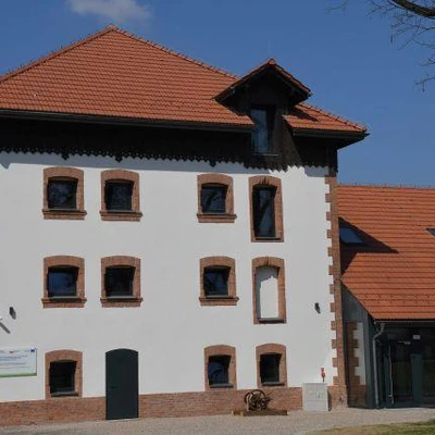 Uroczyste otwarcie wyremontowanego zespołu folwarcznego UR