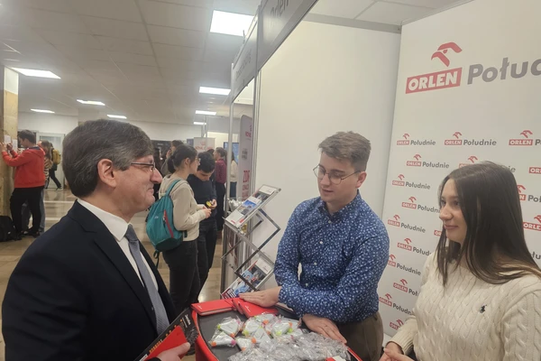 Targi pracy URK 2024 - uczestnicy wydarzenia