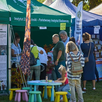 20-21 września 2025 r. XI Małopolskie Targi Żywności „Zasmakuj z URK”