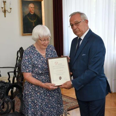 6-7 lipca 2020 r., Odnowienie doktoratów