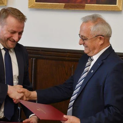 Podpisanie umowy z Instytutem Zootechniki PIB