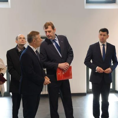 Uroczyste otwarcie wyremontowanego zespołu folwarcznego UR