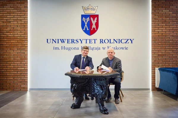 Zawarcie umowy o współpracy z Dyrektorem Zespołu Szkół Zawodowych Nr 2 w Krakowie