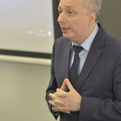 13 stycznia 2023 r., Wiceminister Finansów dr hab. Sebastian Skuza, prof. UW, z wizytą i wykładem dla studentów MBA