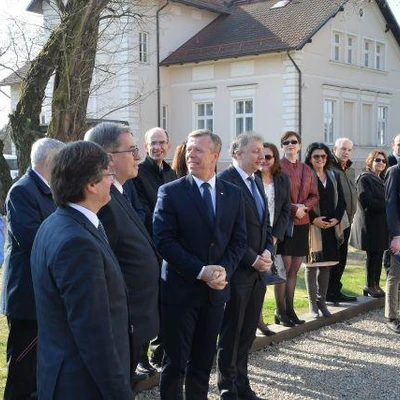 Uroczyste otwarcie wyremontowanego zespołu folwarcznego UR