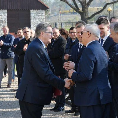 Uroczyste otwarcie wyremontowanego zespołu folwarcznego UR