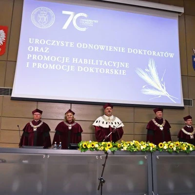 19 maja 2023 r.; Promocje habilitacyjne i doktorskie, odnowienie doktoratu,