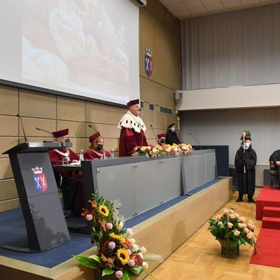 15 października 2021 r., Uroczystość nadania tytułu doktora honoris causa UR prof. Andrzejowi Koteckiemu