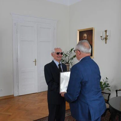 6-7 lipca 2020 r., Odnowienie doktoratów