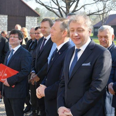 Uroczyste otwarcie wyremontowanego zespołu folwarcznego UR