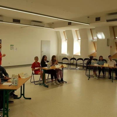 10 maja 2022 r., Podpisanie umowy o współpracy między Uniwersytetem Rolniczym, a Szkołą Podstawową w Bibicach