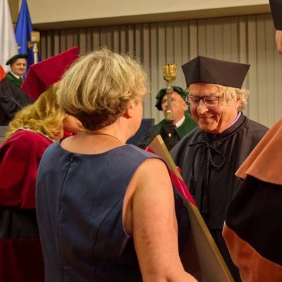 Nadanie tytułu doktora honoris causa Jerzemu Zawistowskiemu, profesorowi Uniwersytetu Kolumbii Brytyjskiej w Vancouver