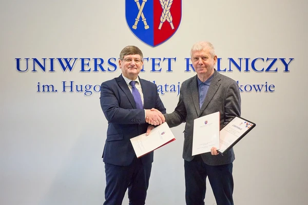 Zawarcie umowy o współpracy z Dyrektorem Zespołu Szkół Zawodowych Nr 2 w Krakowie