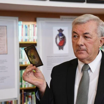 Wernisaż wystawy w Bibliotece Głównej - Wybrane przedmioty z kolekcji Muzeum UR