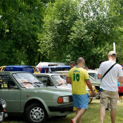 V Zlot Starych Ciągników i Samochodów na WIPIE_67
