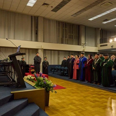 Nadanie tytułu doktora honoris causa Jerzemu Zawistowskiemu, profesorowi Uniwersytetu Kolumbii Brytyjskiej w Vancouver