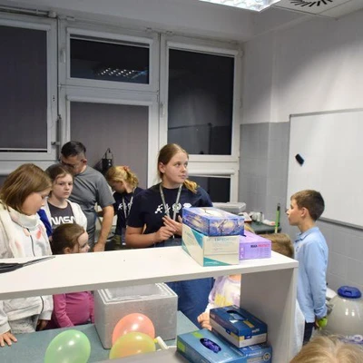 30 września 2023 r., Małopolska Noc Naukowców, UCMW, WBiO, WHiBZ, WISiG