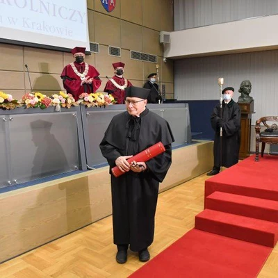 15 października 2021 r., Uroczystość nadania tytułu doktora honoris causa UR prof. Andrzejowi Koteckiemu