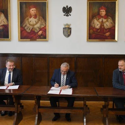Podpisanie umowy z Instytutem Zootechniki PIB
