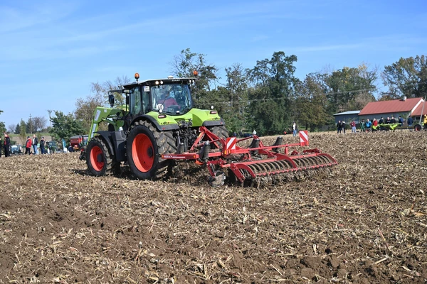 Agro-Krak 2024 w Rolniczym Gospodarstwie Doświadczalnym Uniwersytetu Rolniczego w Prusach (gmina Kocmyrzów-Luborzyca)