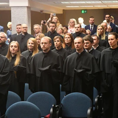 19 maja 2023 r.; Promocje habilitacyjne i doktorskie, odnowienie doktoratu,