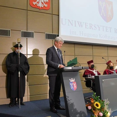 15 października 2021 r., Uroczystość nadania tytułu doktora honoris causa UR prof. Andrzejowi Koteckiemu